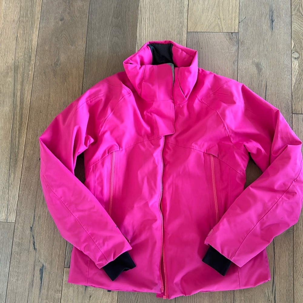 Obermeyer women’s ski jacket sz 10